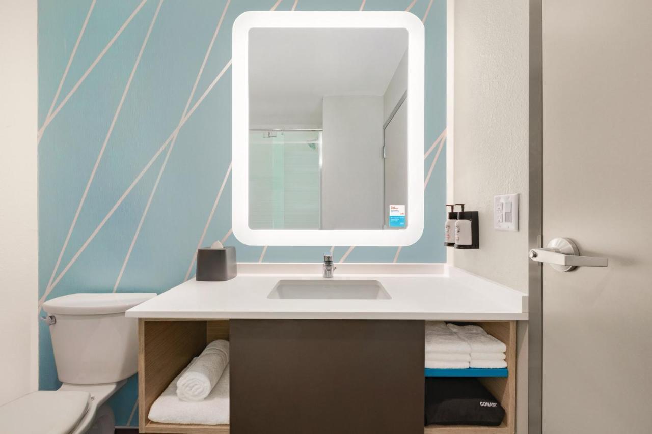 Avid Hotels Elkhart North By Ihg Buitenkant foto